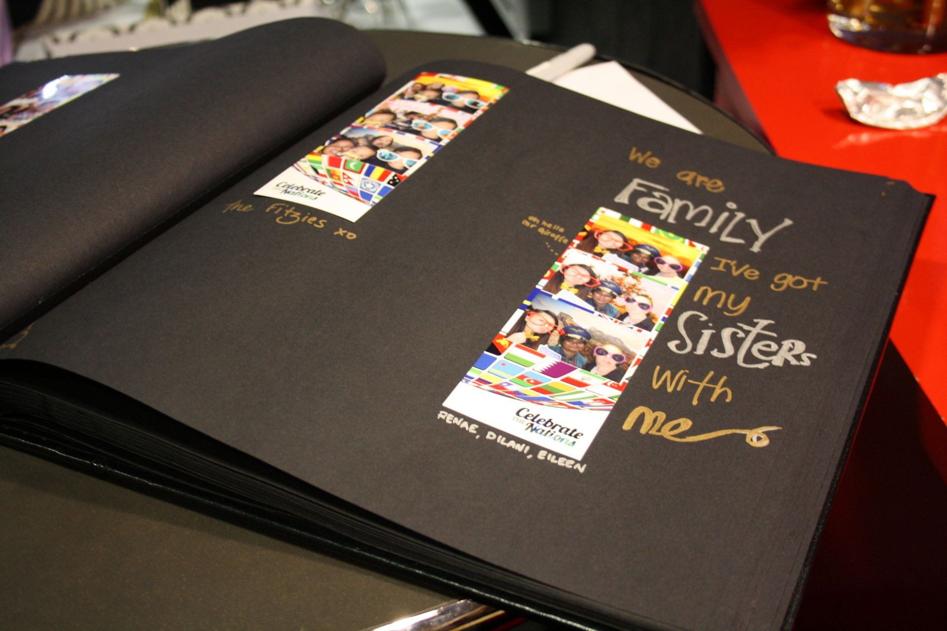 Guest Books & Frames 